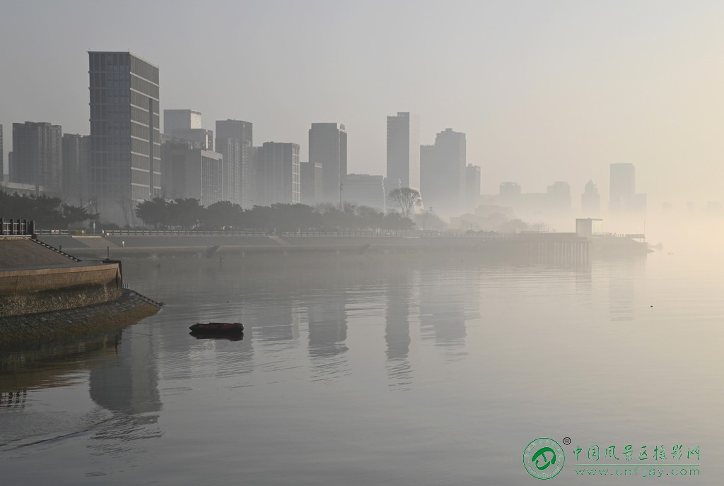 海湾晨韵