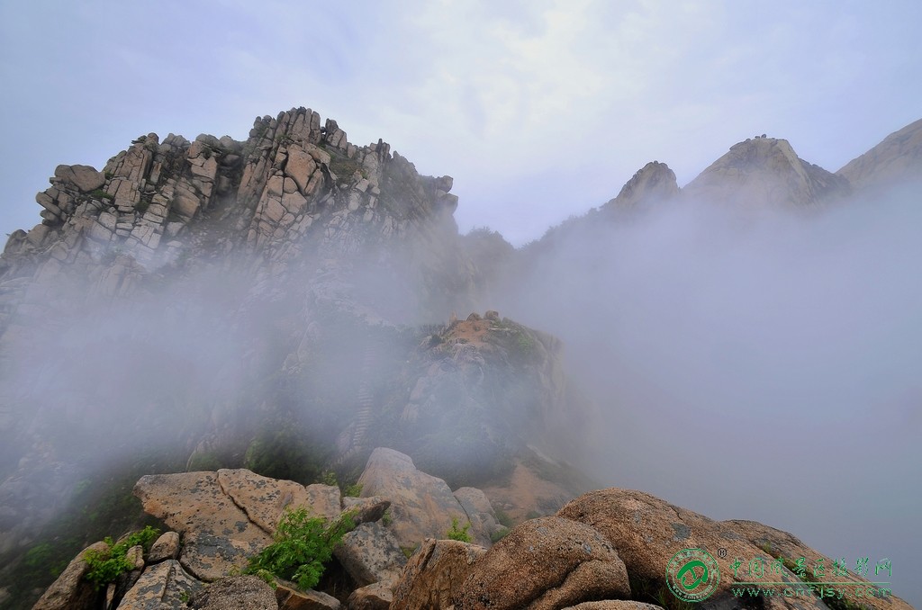 云漫珠山