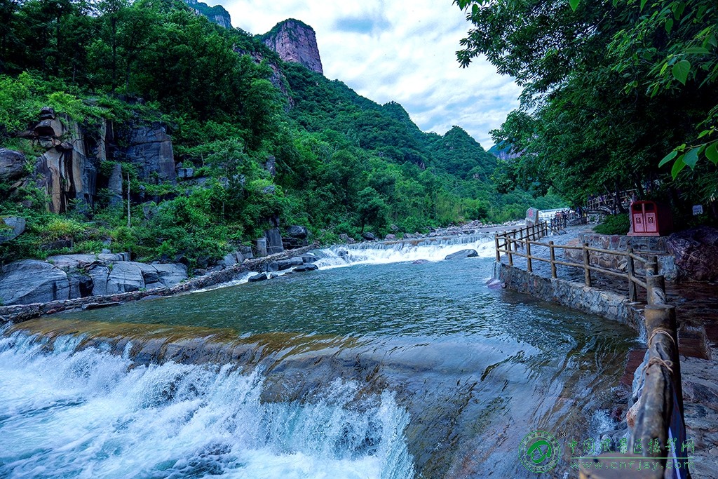 P1052169副本.jpg
