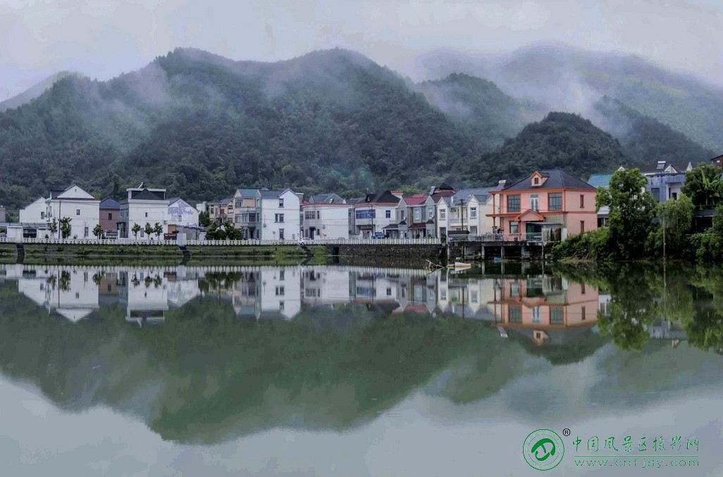 224219m9n片.jpg
